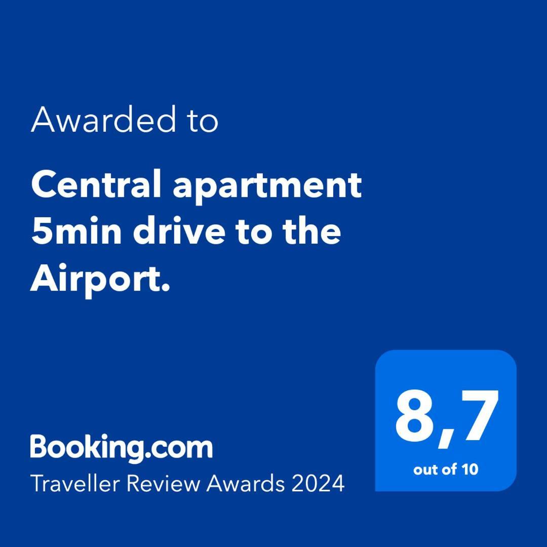 Central Apartment 5Min Drive To The Airport. Стокгольм Екстер'єр фото